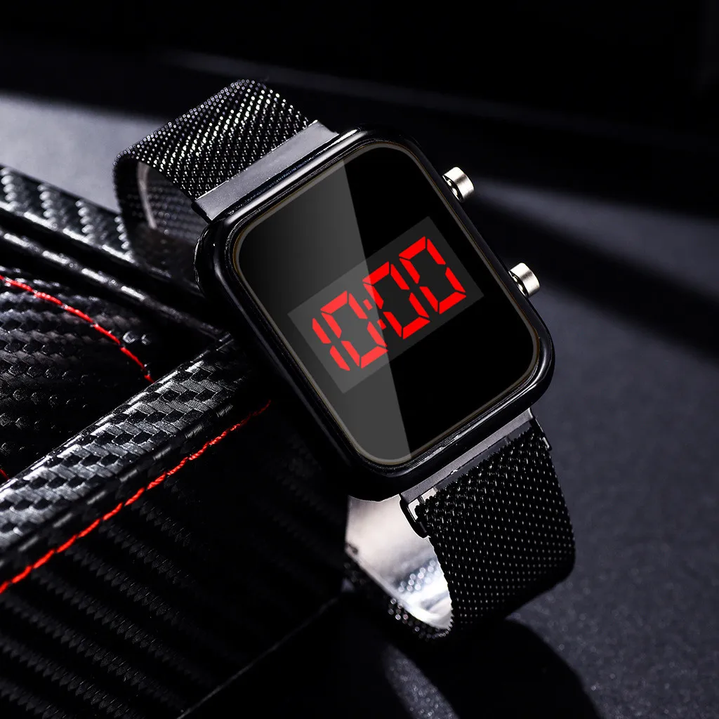 นาฬิกาข้อมือดิจิตอล LED ทรงสี่ - Luxury Watch Life บทวิจารณ์และราคา